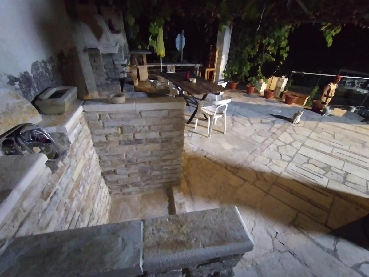 Stonemakers Hide Villa Karyotikon Exterior photo