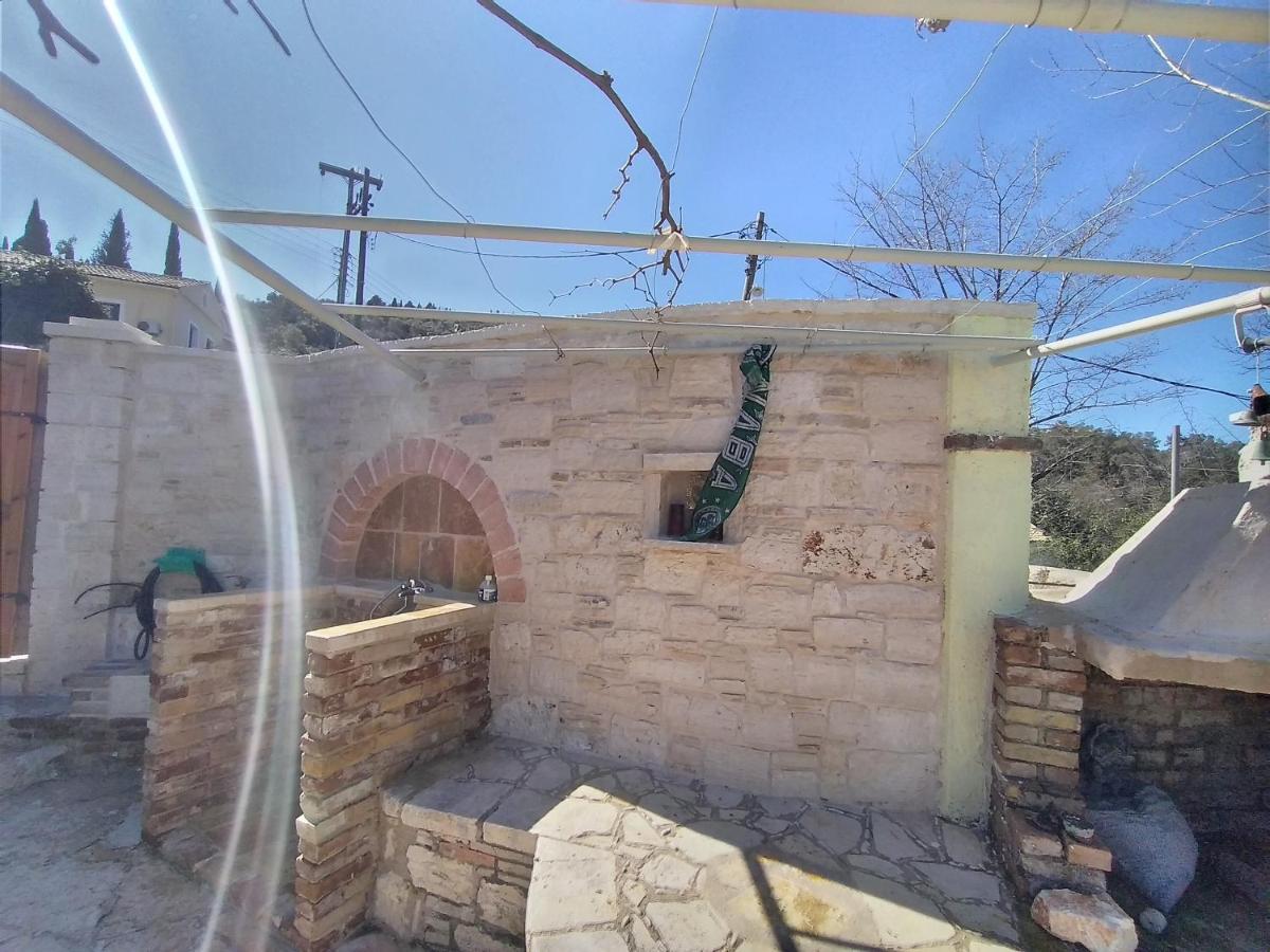 Stonemakers Hide Villa Karyotikon Exterior photo